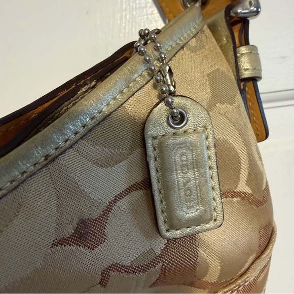 Coach logo small Tan Handbag - Picture 2 of 10